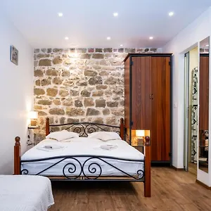 New Rustic Tonko Apartment